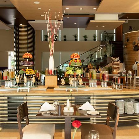 Ramada Plaza by Wyndham Pune Hinjewadi Dapuri Bagian luar foto