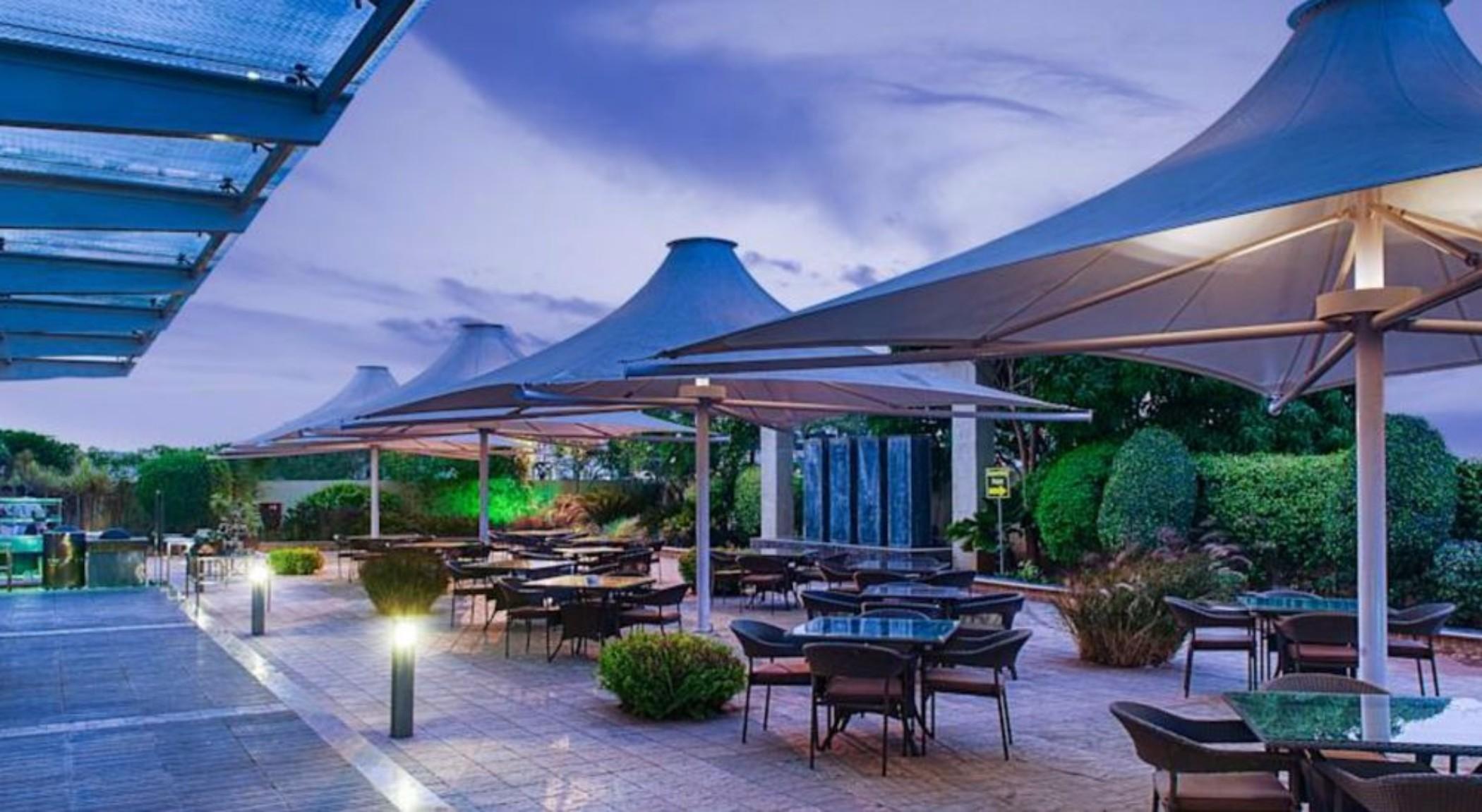 Ramada Plaza by Wyndham Pune Hinjewadi Dapuri Bagian luar foto