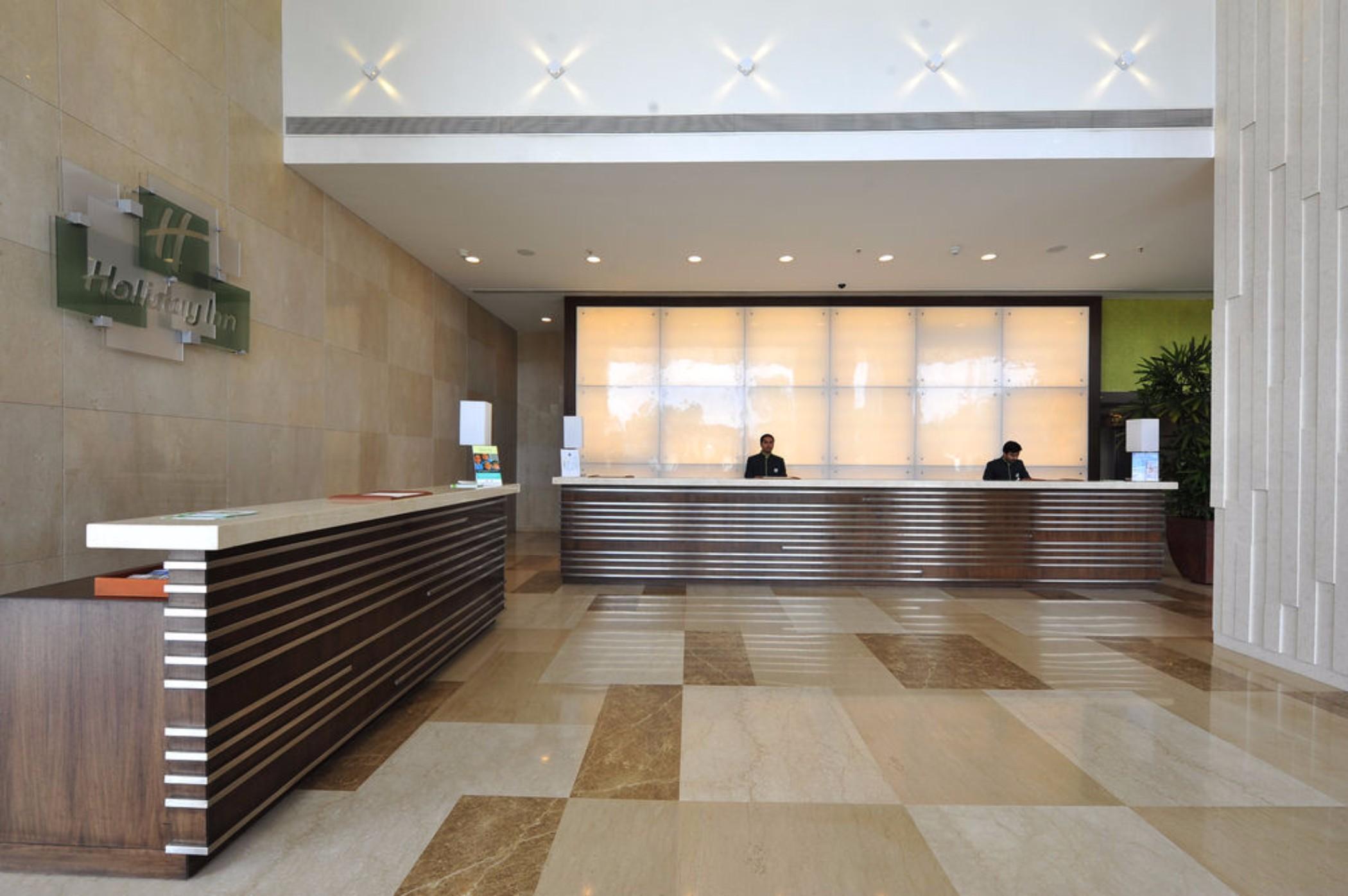 Ramada Plaza by Wyndham Pune Hinjewadi Dapuri Bagian luar foto