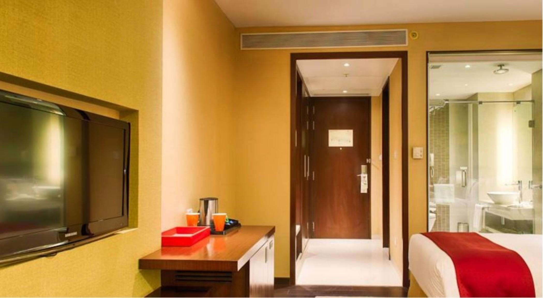 Ramada Plaza by Wyndham Pune Hinjewadi Dapuri Bagian luar foto